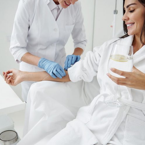 IV-Vitamin-Drips-Why-More-Professionals-Are-Choosing-IV-Therapy-Blog-Image